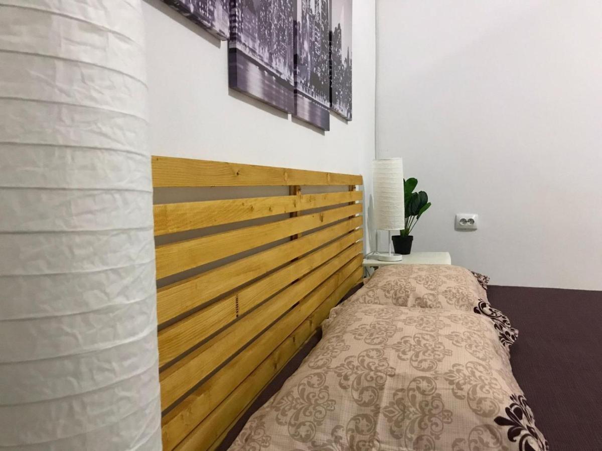 Large Apartment City Centre Bucureşti Ngoại thất bức ảnh